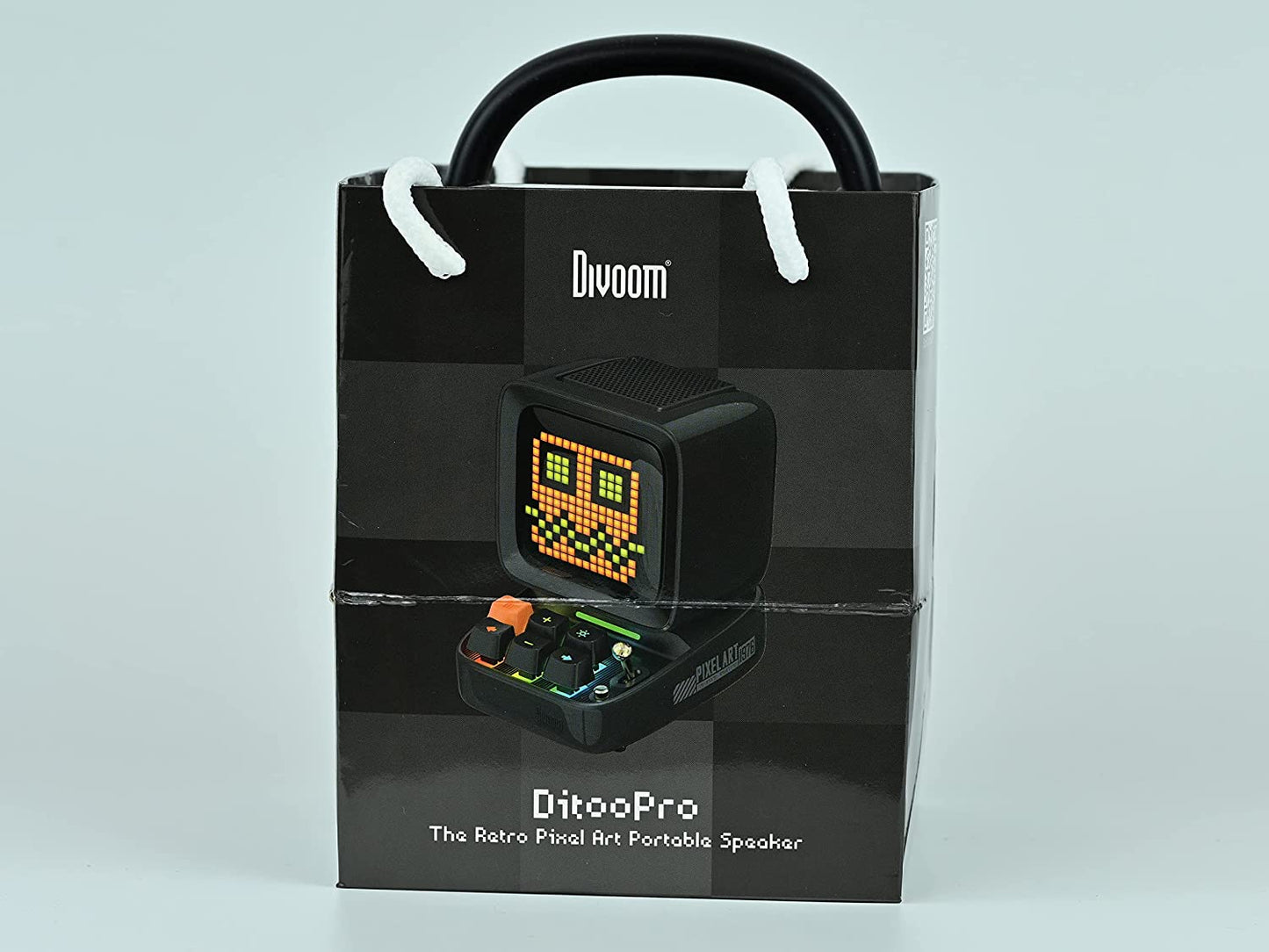 Ditoo Retro Pixel Speaker – LED Game Screen & Bluetooth Beats
