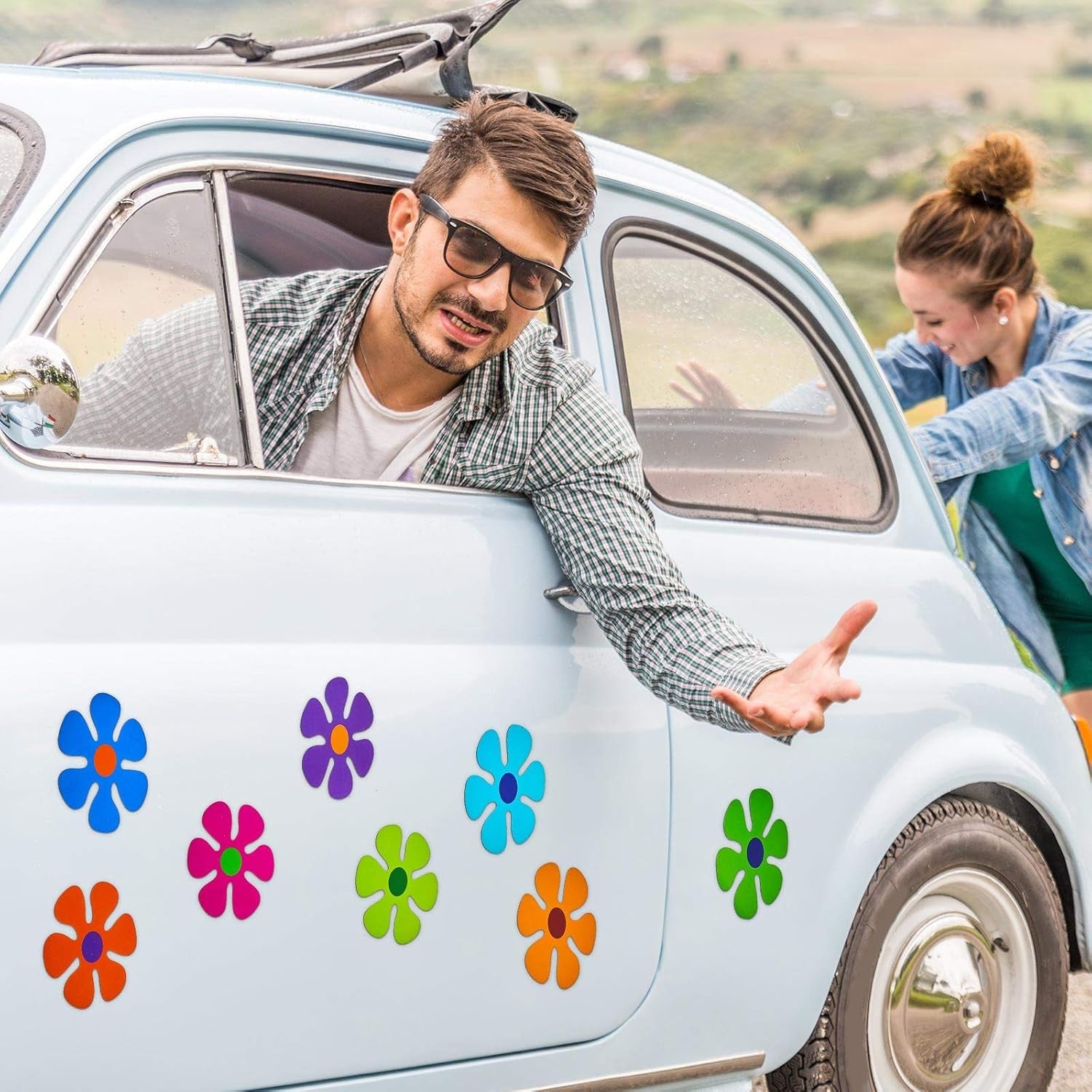 Retro Flower Power Magnets – Groovy 60s Cutouts for Car, Home & Whiteboard Decor (16-Pack)