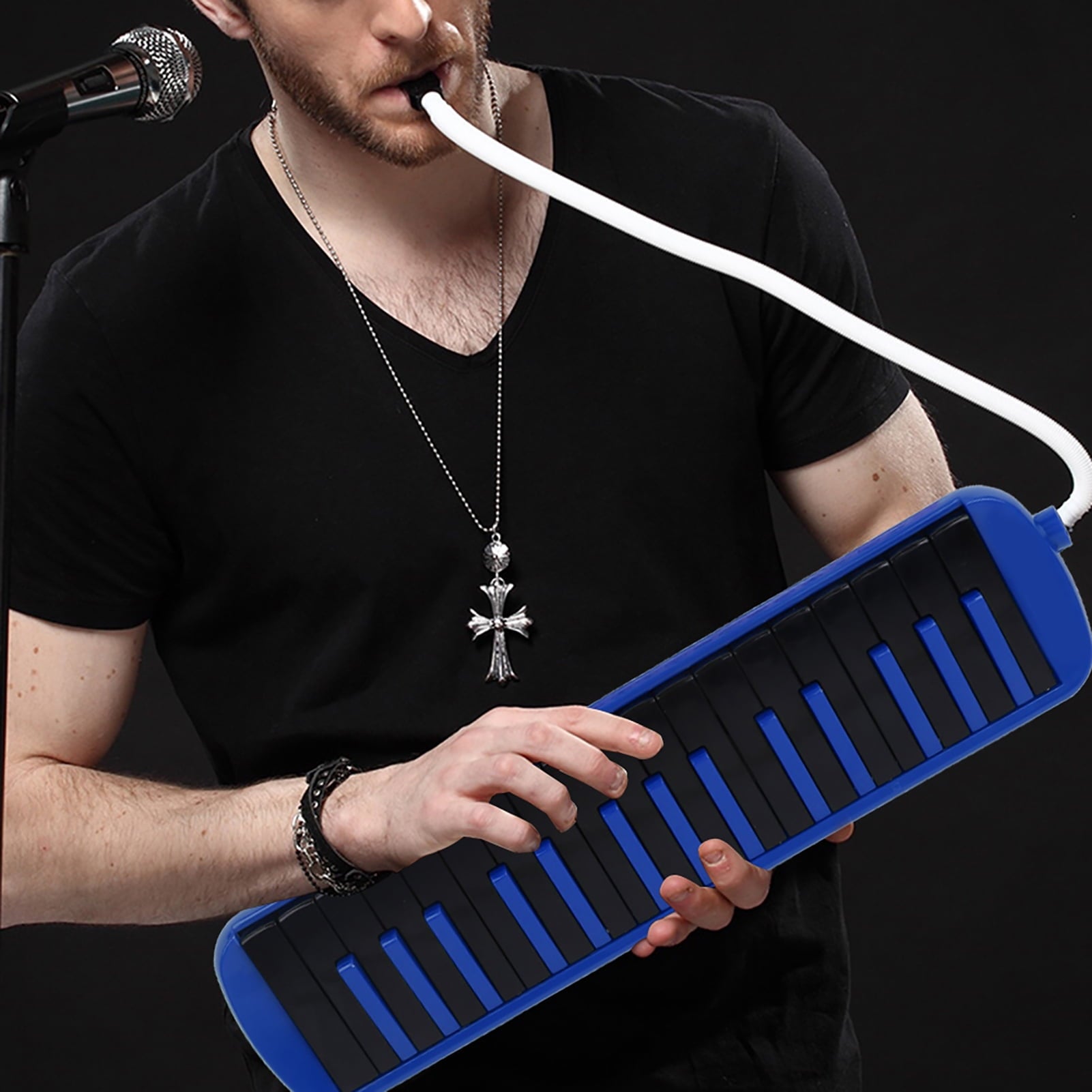 Blue 32-Key Melodica – A Fun Wind-Powered Keyboard for Budding Musicians + Portable Bag